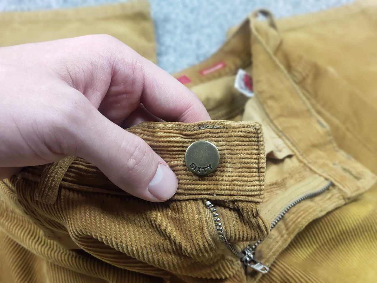 Miss Sixty Miss Sixty Rare Vtg Y2K low-rise flared Corduroy Pants jeans Size 29" - 16 Thumbnail