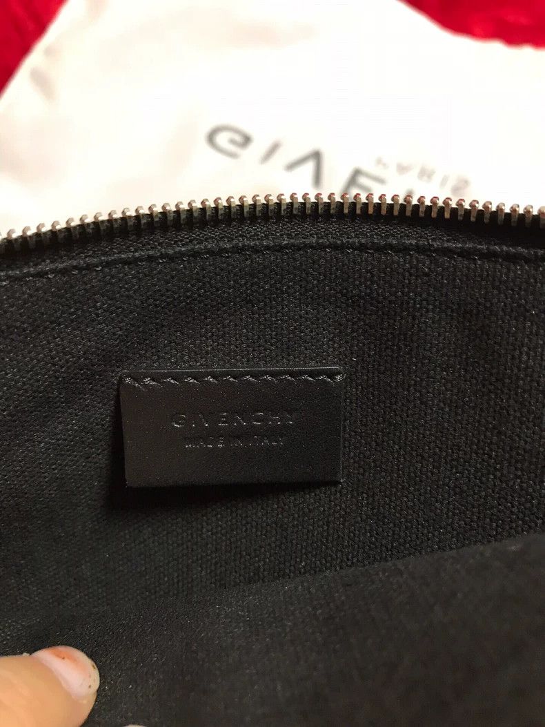 Givenchy Givenchy Rare Edition Star-shaped Men's Handbag Purchased Size ONE SIZE - 4 Thumbnail