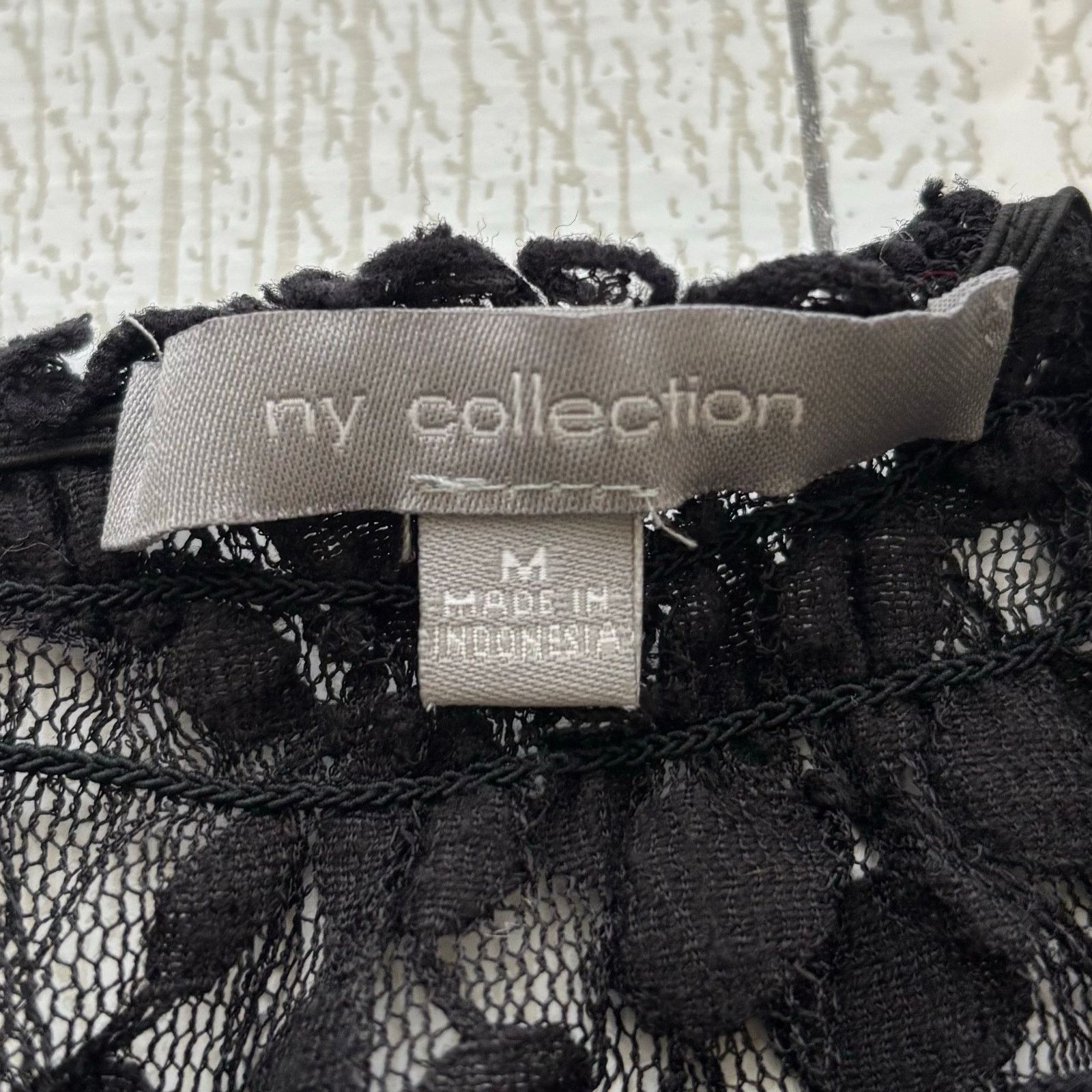 Other NY Collection Sheer Black Lace Short Sleeve Blouse Size Med Size M / US 6-8 / IT 42-44 - 7 Thumbnail
