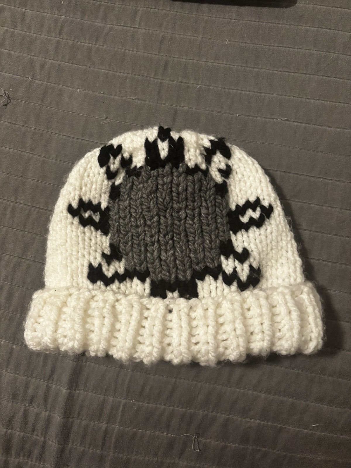 Handmade Spike Ball Knit Beanie Size ONE SIZE - 1 Thumbnail