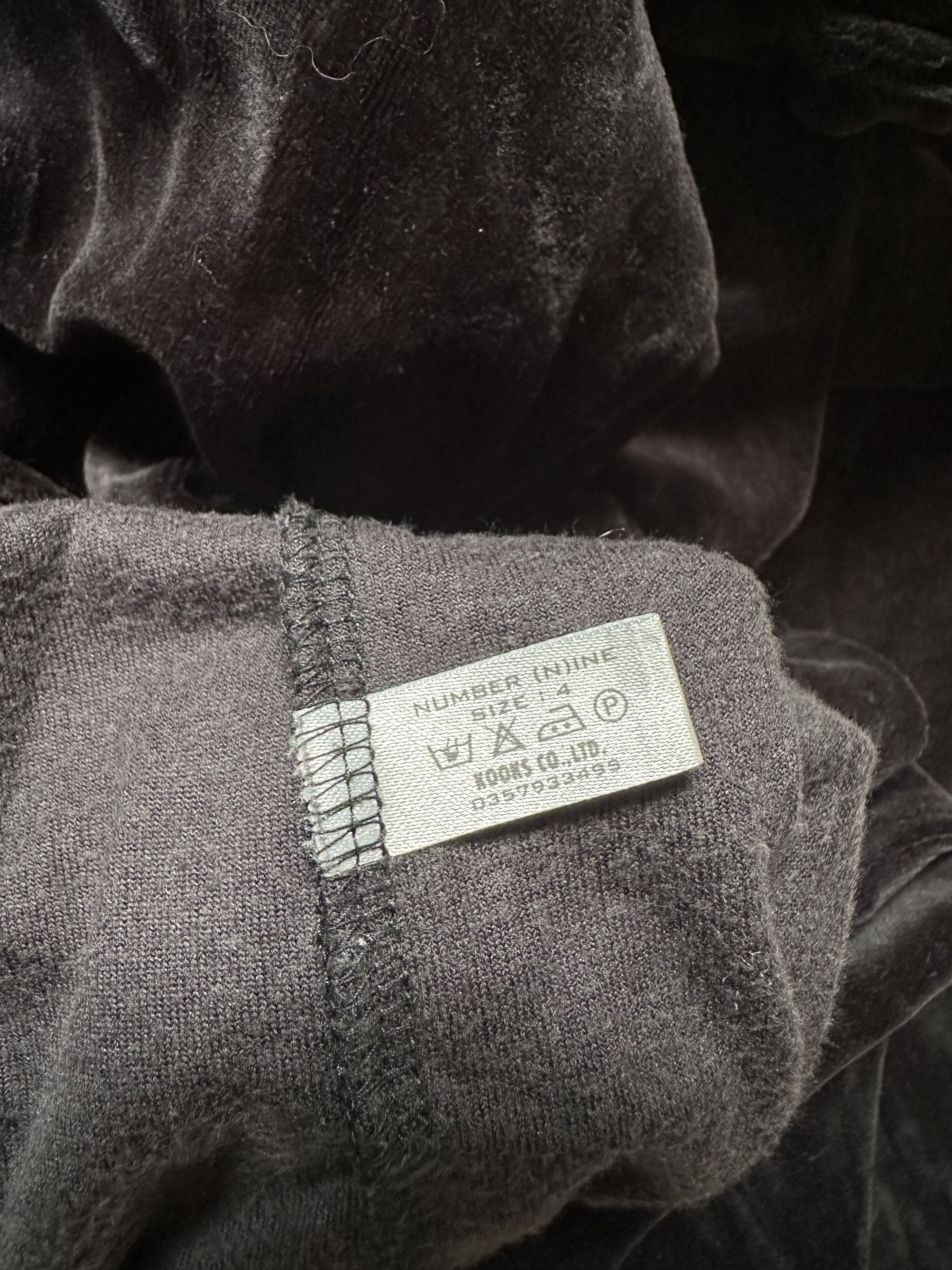 Number (N)ine Number (N)ine Velvet Sweater FOR SALE! Size US M / EU 48-50 / 2 - 7 Thumbnail