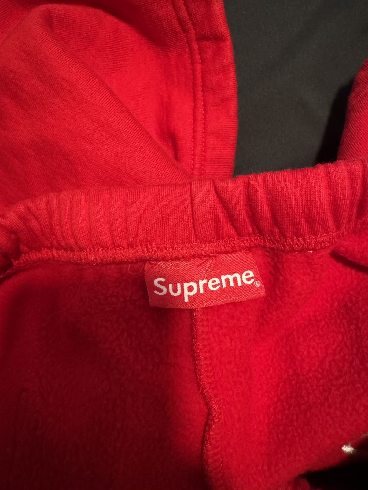 Supreme Supreme Embroidered S Sweatshort Red Size US 30 / EU 46 - 3 Thumbnail