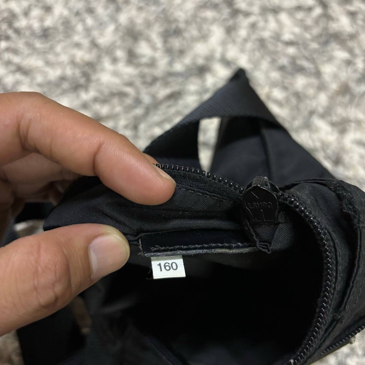 Prada Prada Vintage Black Nylon Messenger Bag V160 Flat Crossbody Size ONE SIZE - 8 Thumbnail
