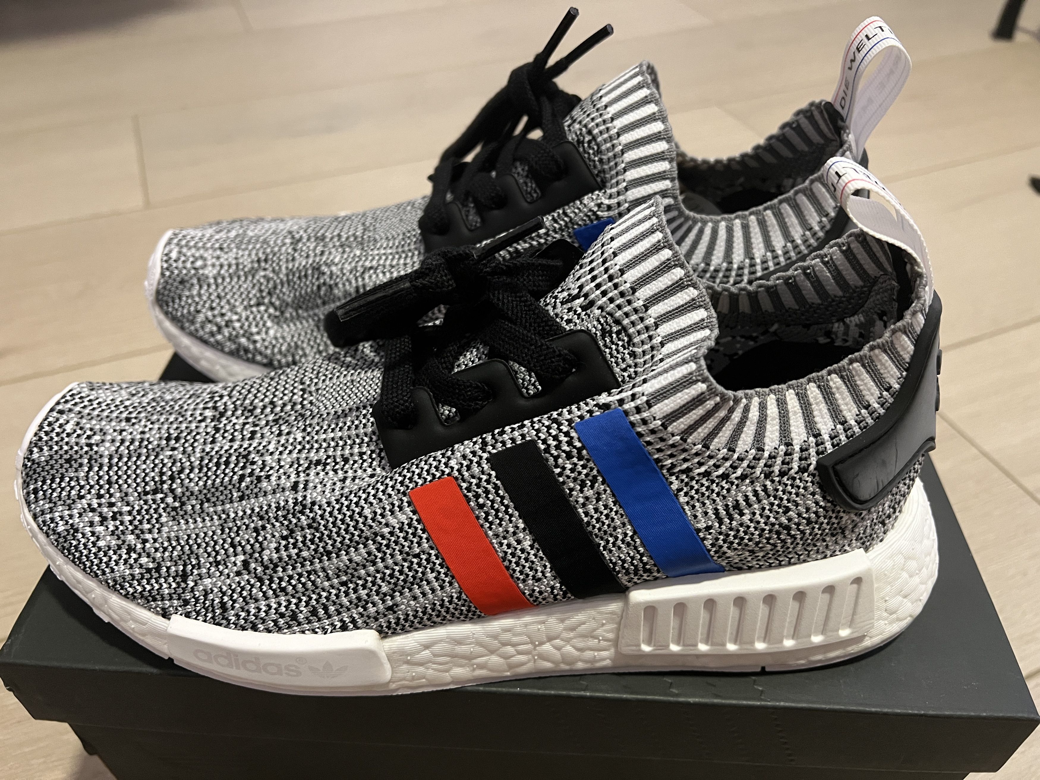 Adidas Adidas NMD R1 Tri Color Stripes White Size US 8.5 / EU 41-42 - 6 Thumbnail