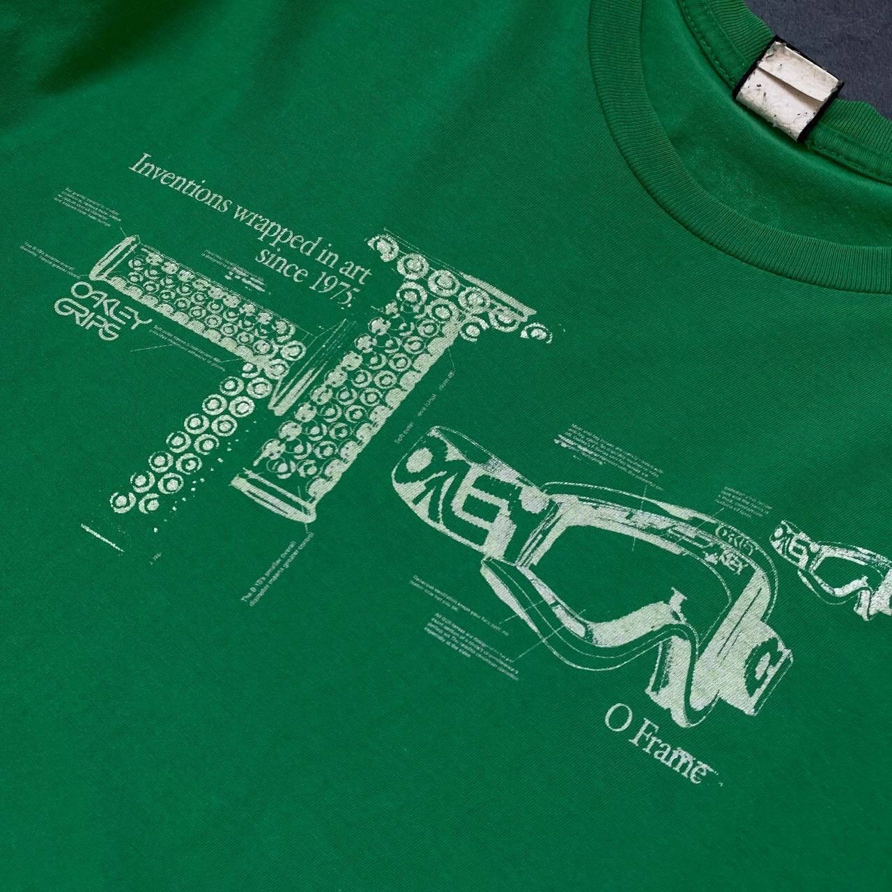 Oakley × Vintage Vintage Oakley Softwear big graphic logo y2k tee Size US L / EU 52-54 / 3 - 4 Thumbnail