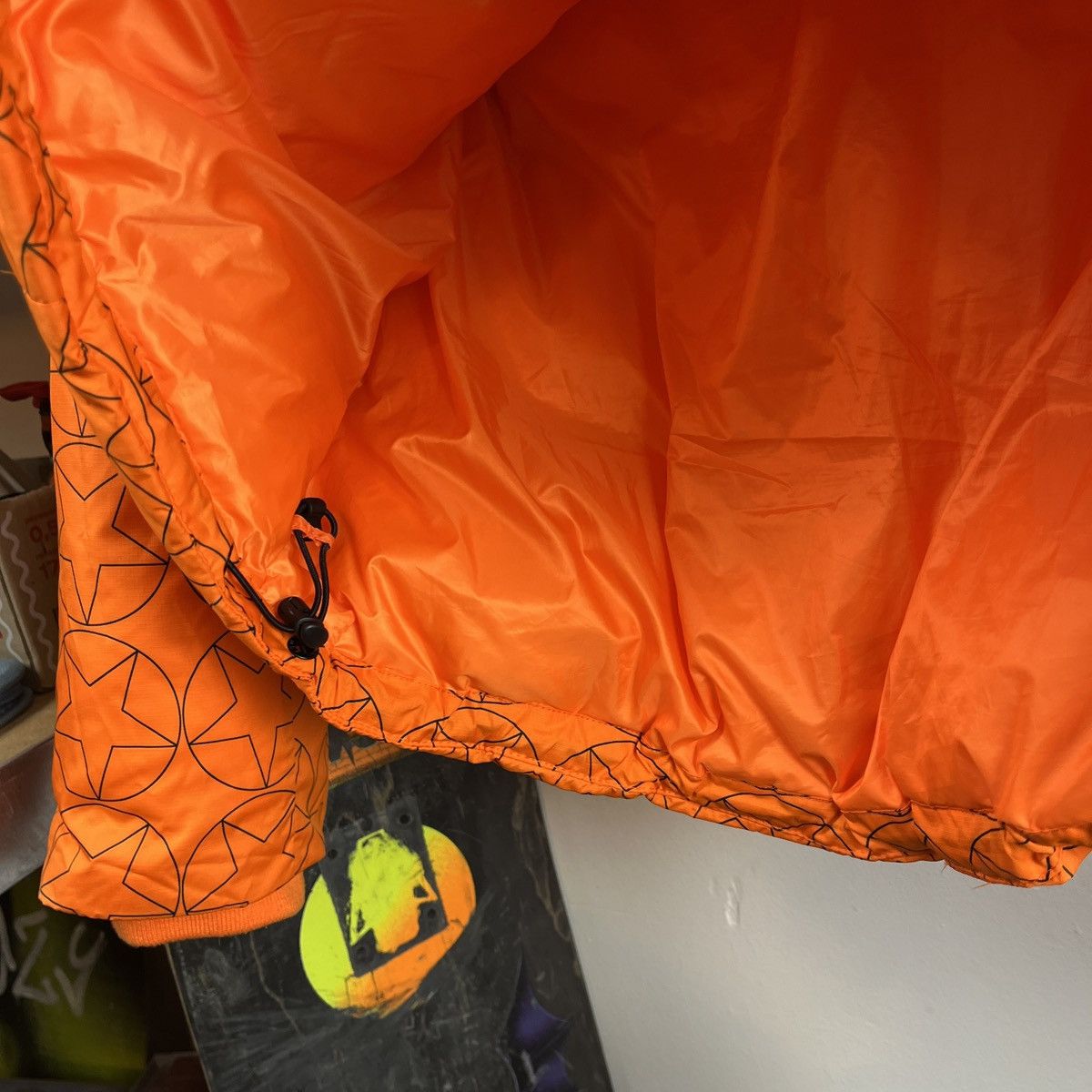 Pleasures Puma x Pleasuers Hood Jacket Primaloft Orange Star Y2K Down Size US L / EU 52-54 / 3 - 12 Thumbnail
