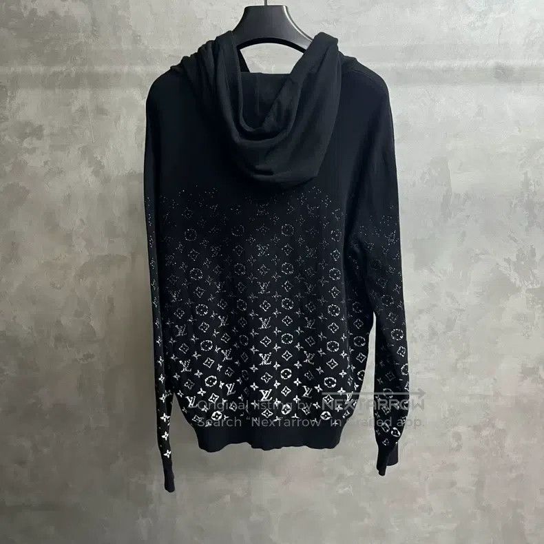Louis Vuitton Louis Vuitton Black Full Print Gradient Hoodie Size US XL / EU 56 / 4 - 5 Thumbnail