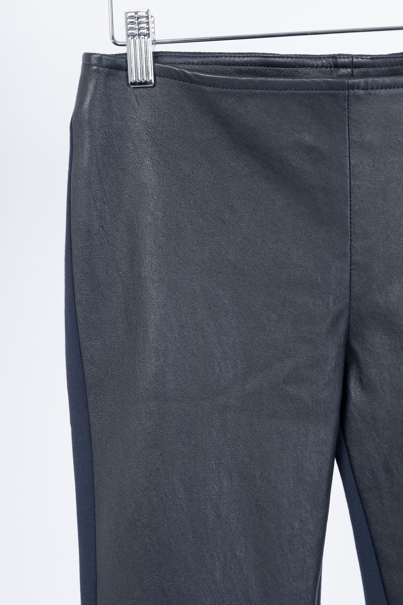 Akris Akris Punto Navy Leather & Ponte Combo Leggings Size 27" / US 4 / IT 40 - 5 Thumbnail