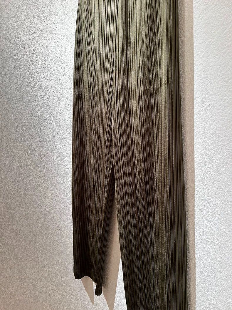 Issey Miyake size:1 Green pleated pants