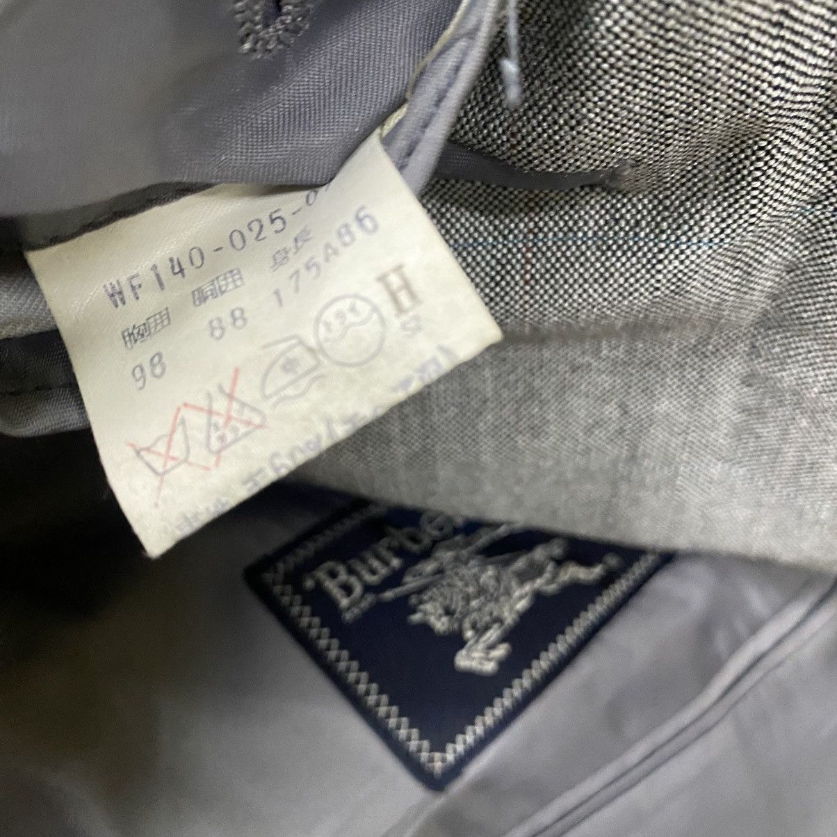 Burberry × Japanese Brand × Vintage Burberrys blazer coat grey plaid Size US M / EU 48-50 / 2 - 11 Thumbnail