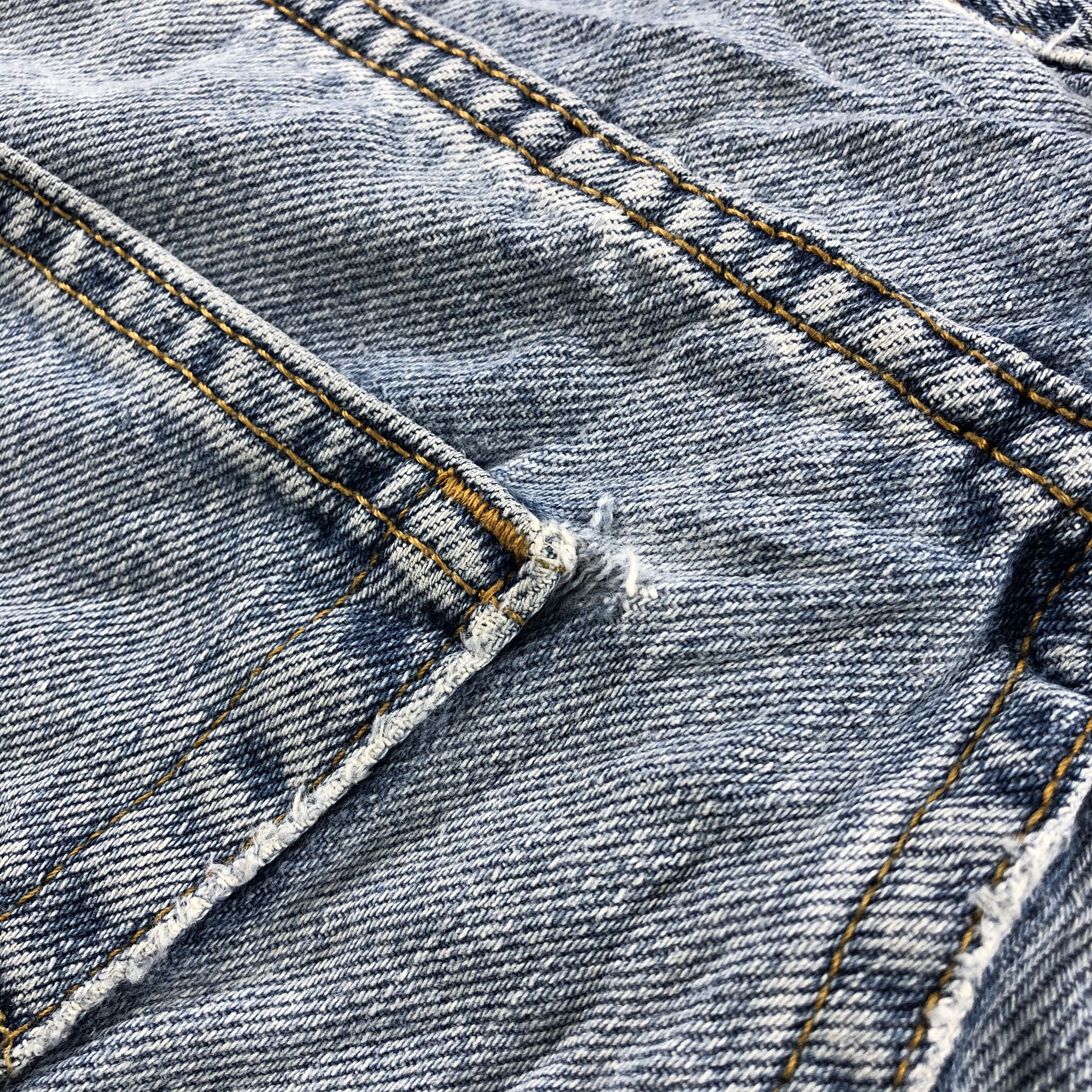 Levi's Vintage Levis 512 Jeans Distressed Denim KJ1075 Size US 32 / EU 48 - 10 Thumbnail