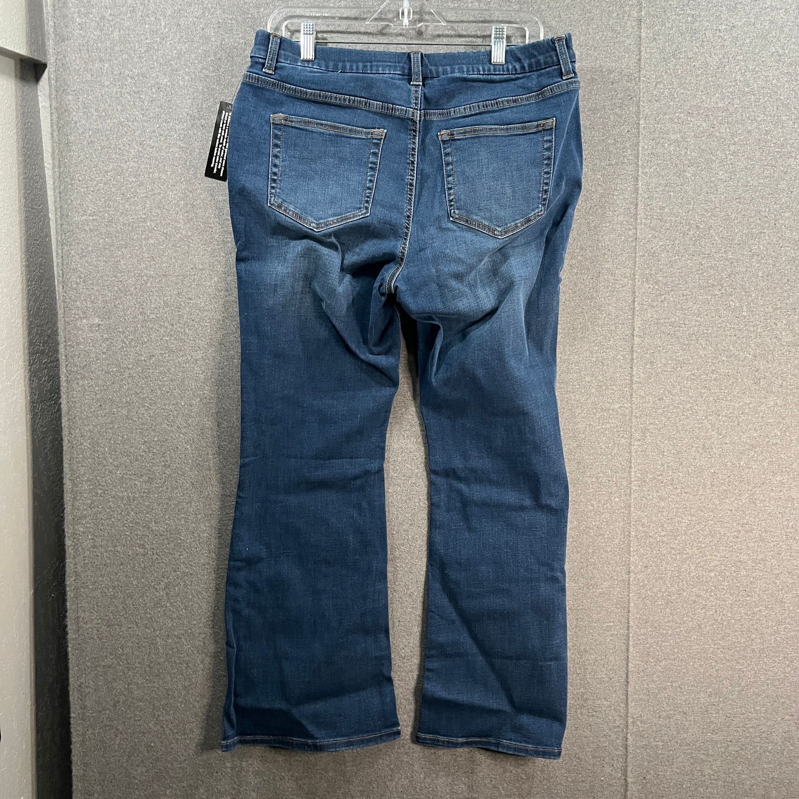 Other Denim & Co. Easy Stretch Denim Pull-On Bootcut Size 34" / US 12 / IT 48 - 2 Thumbnail