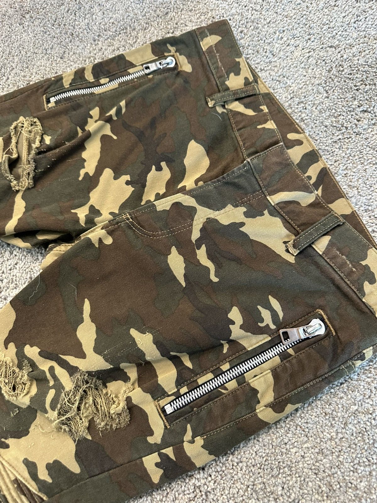 Balmain Balmain Camo Distressed Jeans Size US 29 - 3 Thumbnail