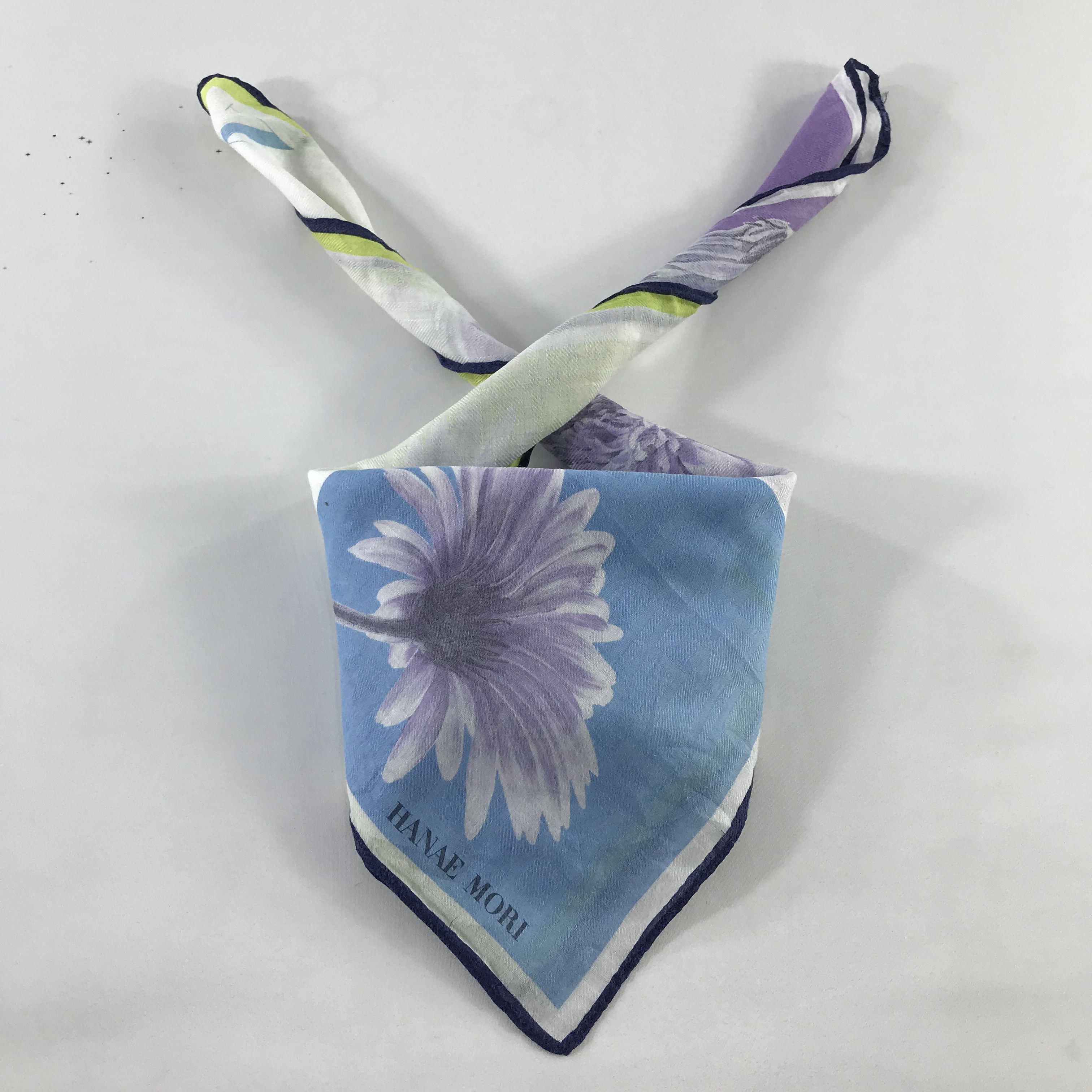 Hanae Mori × Vintage Hanae Mori Bandana / Handkerchief / Neckerchief - S660 Size ONE SIZE - 3 Thumbnail