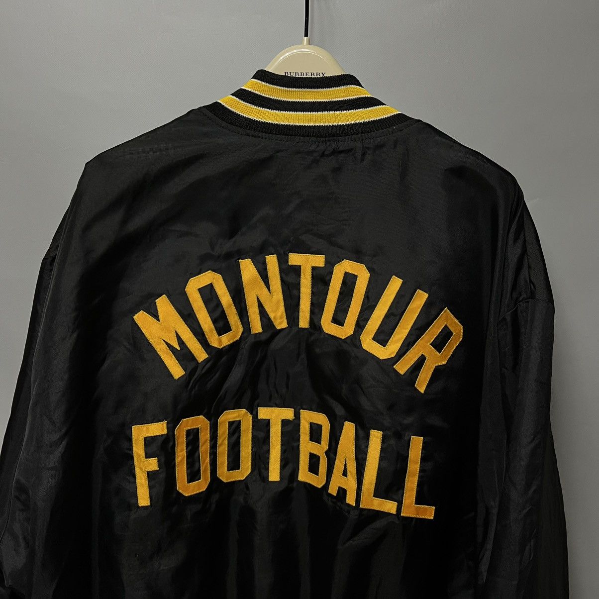 Vintage Holloway Vintage Bomber Jacket Made in USA MONTOUR FOOTBALL Size US XL / EU 56 / 4 - 3 Thumbnail