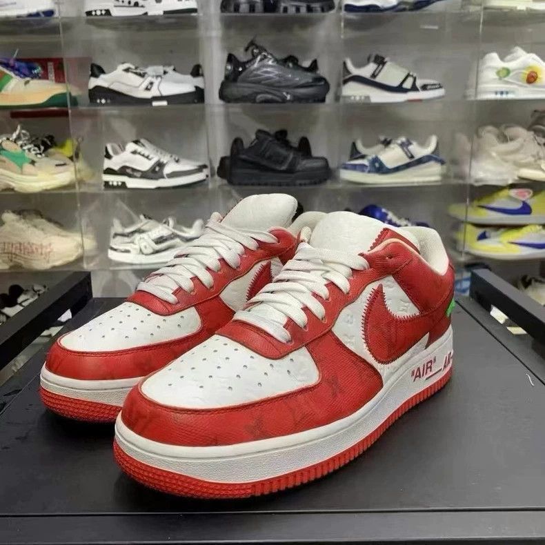 Louis Vuitton red and white lowtop sneakers-2508 Size US 8 / EU 41 - 4 Thumbnail