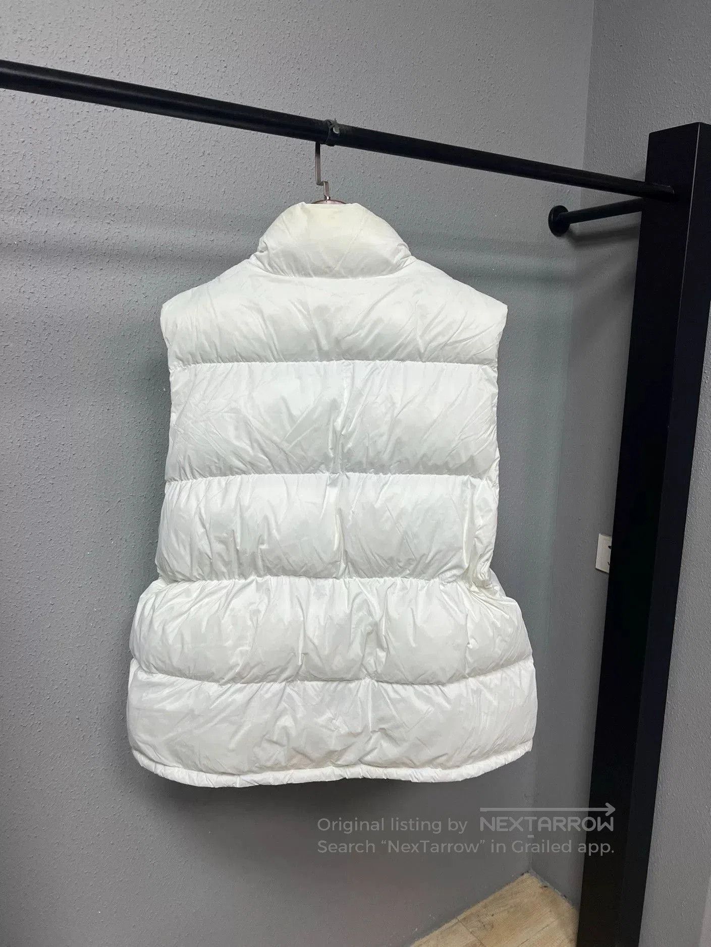 Balenciaga balenciaga white puffer vest. Size S / US 4 / IT 40 - 2 Thumbnail
