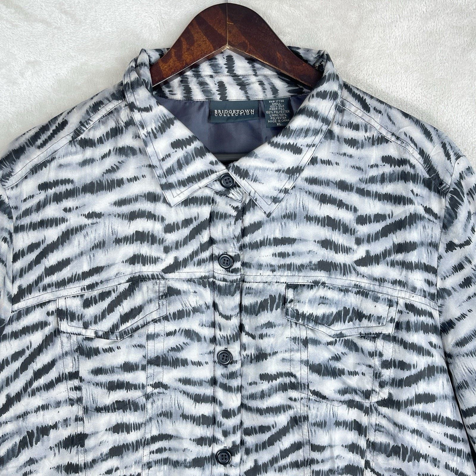 Other Vintage Bridgetown Collection Silk Quilted Zebra Jacket Size XL / US 12-14 / IT 48-50 - 3 Thumbnail