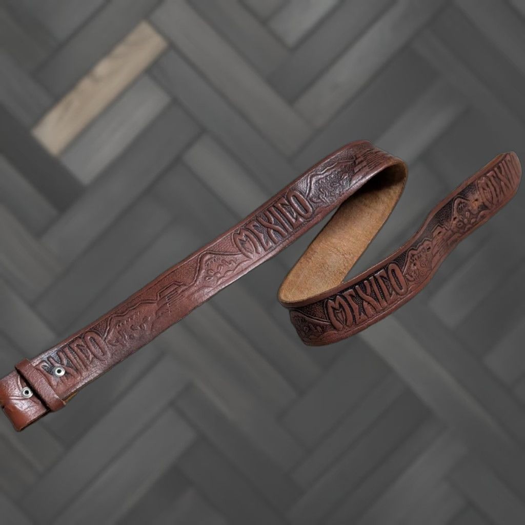 Vintage VINTAGE handcrafted western belt MEXICO Tooled 32 Cowhide Brown Leather Men Belt Size 32 - 1 Thumbnail