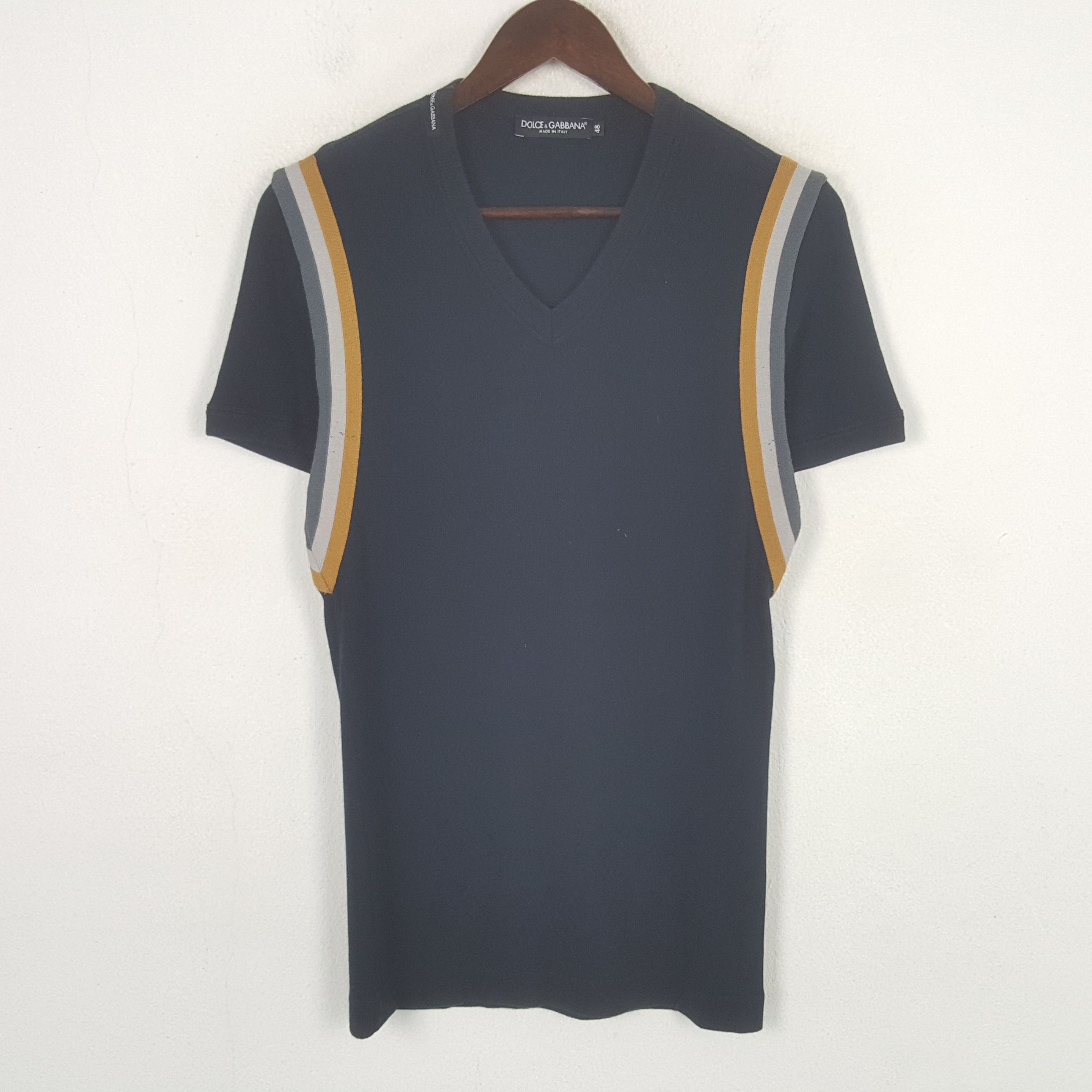Dolce & Gabbana Vintage Dolce & Gabbana Tshirt Size US S / EU 44-46 / 1 - 1 Thumbnail
