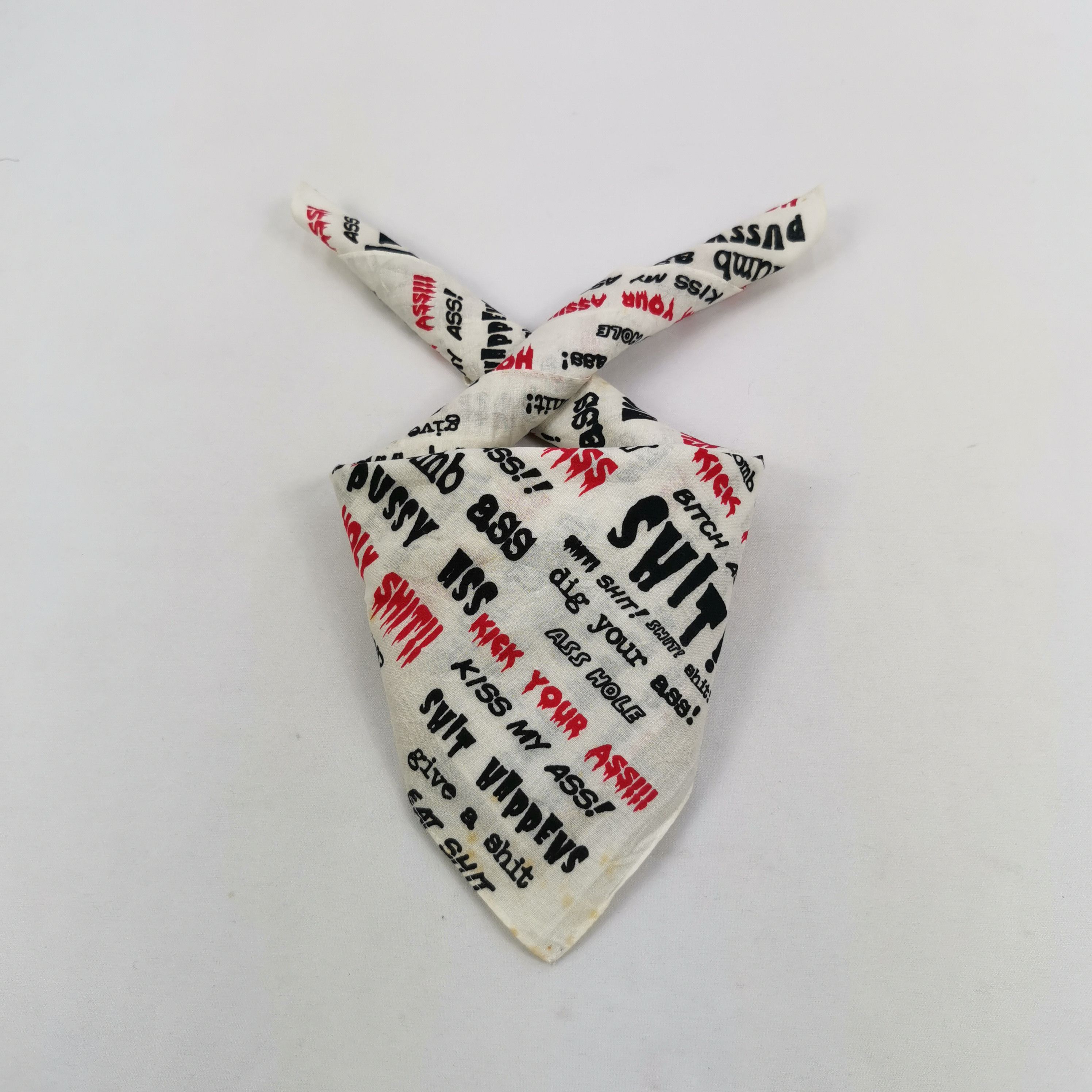 Japanese Brand Vintage Dumb Bitch Handkerchief Pocket Square Bandana Size ONE SIZE - 1 Thumbnail