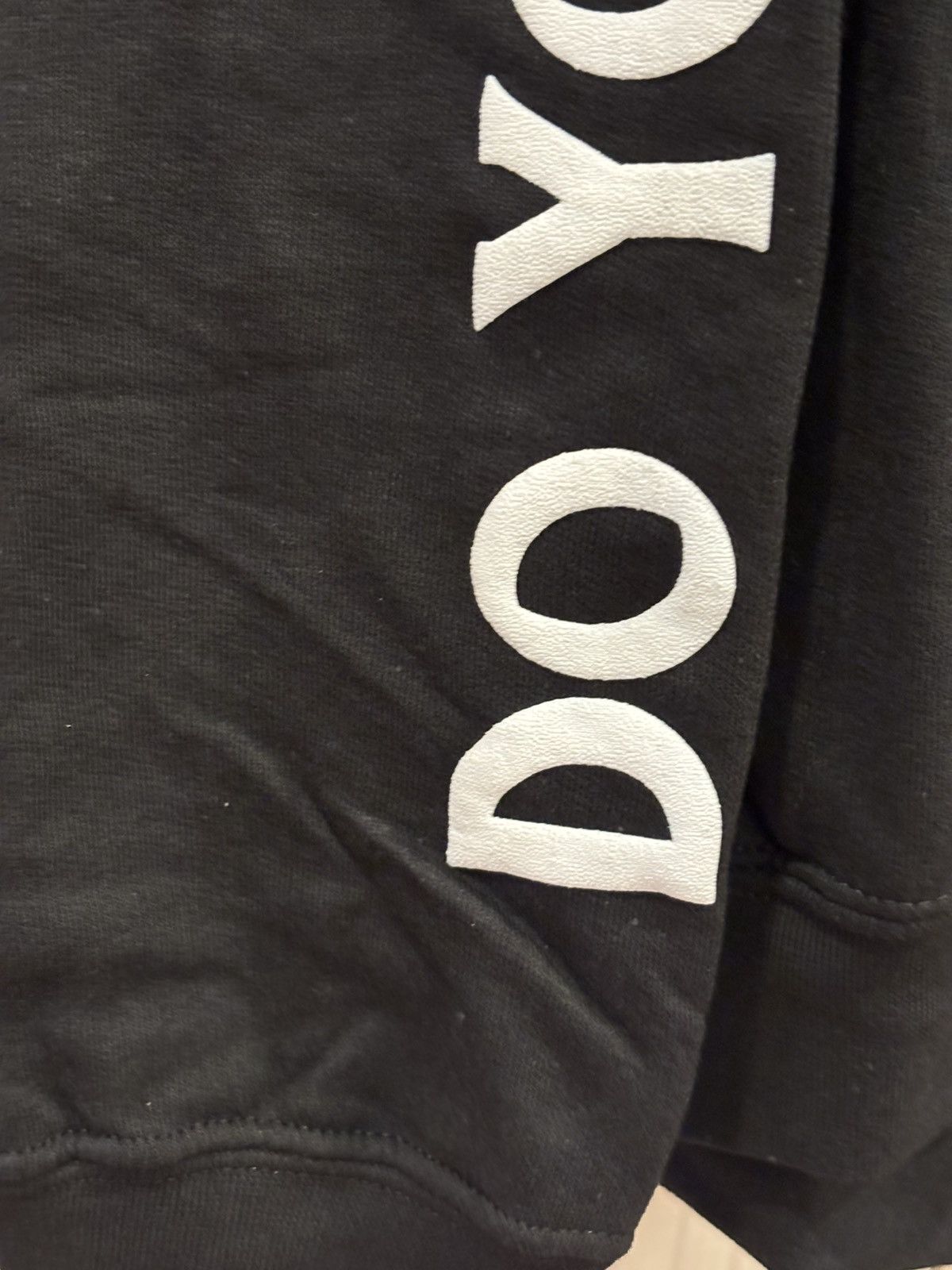 Band Tees 2022 THE KID LAROI End of the World Tour Lips Hoodie - XL Size US XL / EU 56 / 4 - 3 Thumbnail