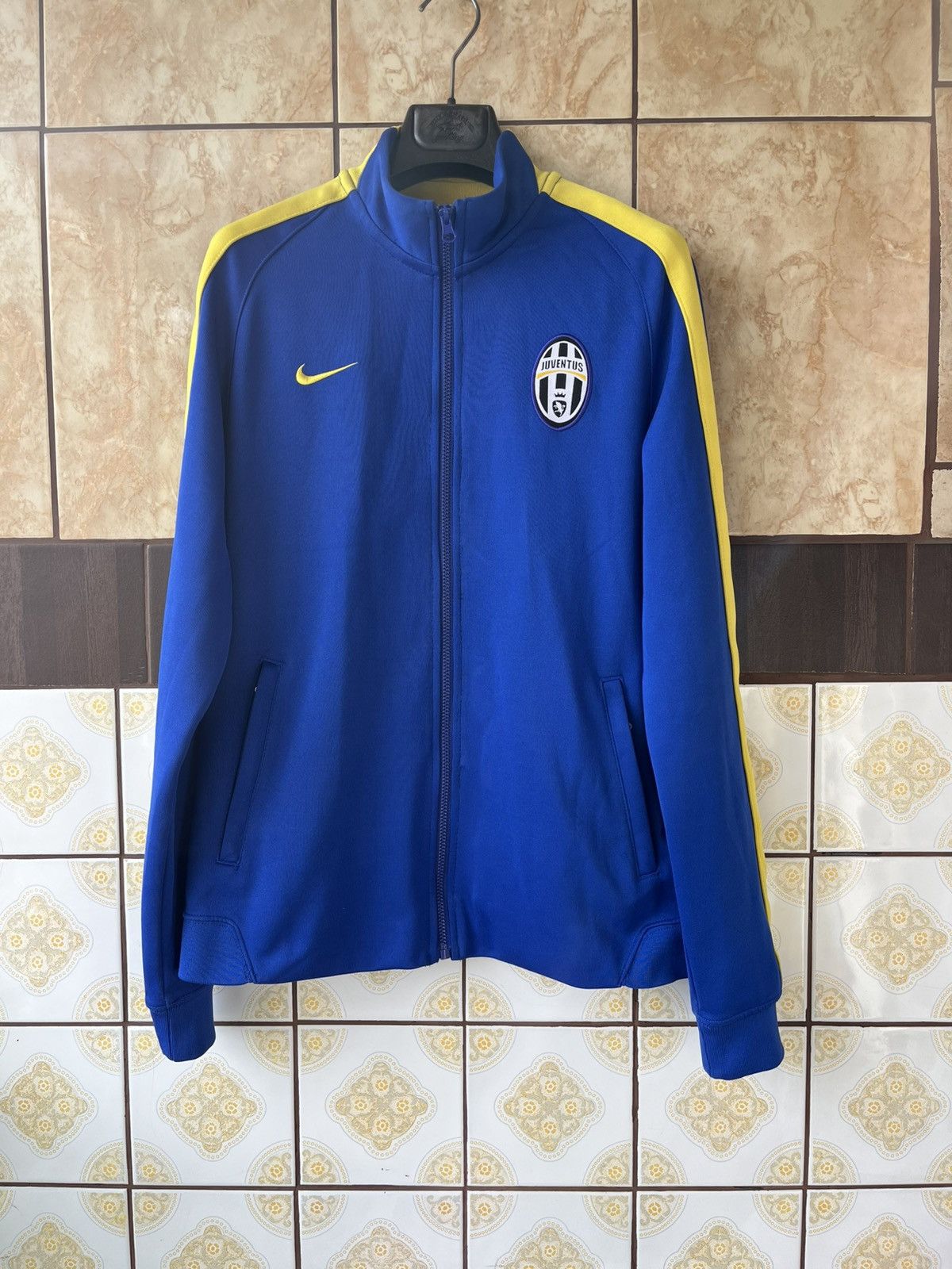 Nike Nike Juventus 2015 track jacket Size US M / EU 48-50 / 2 - 1 Thumbnail