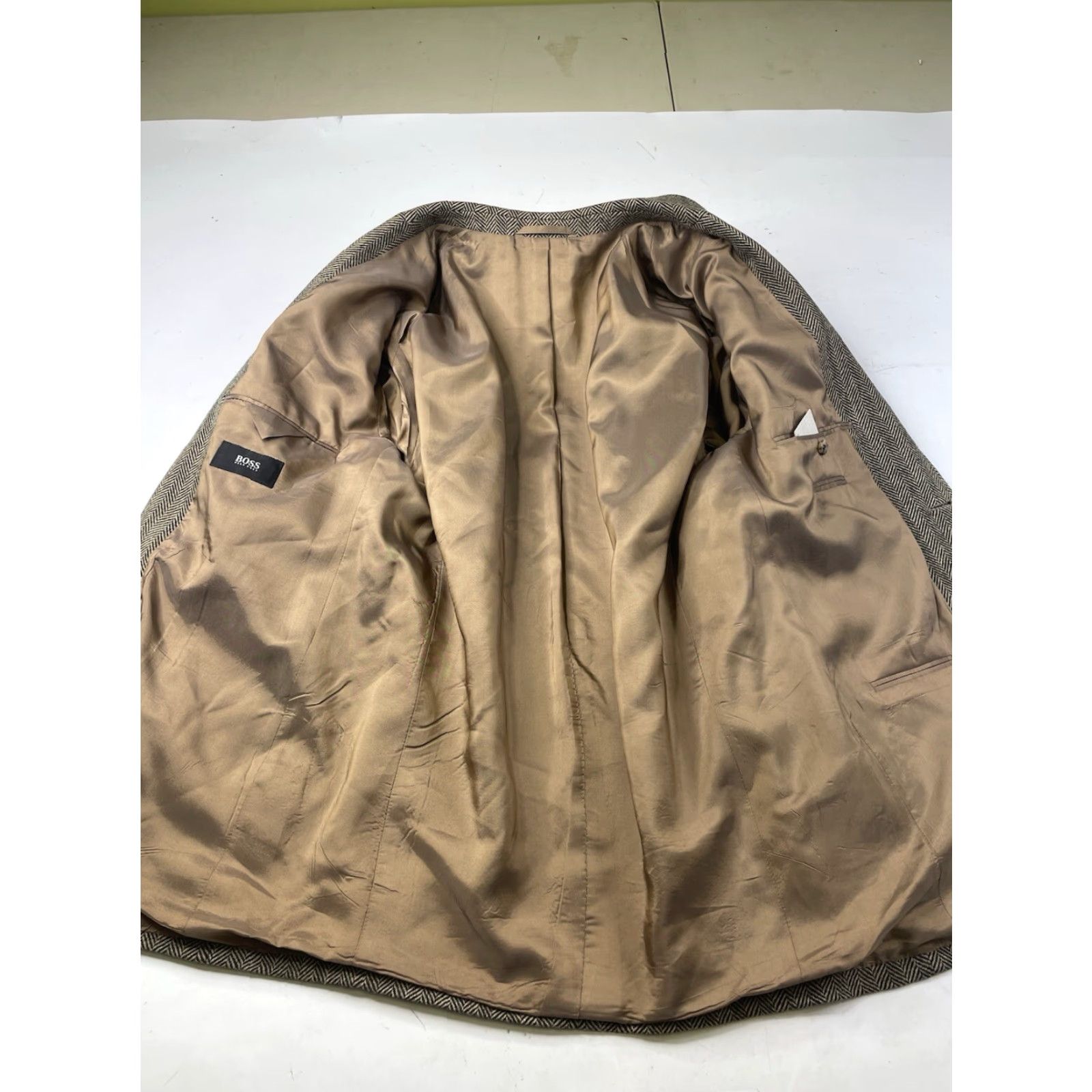 Hugo Boss VINTAGE Hugo Boss Mason Sport Coat Men 44R Brown Herringbone Wool Blazer Jacket Size 44R - 4 Thumbnail