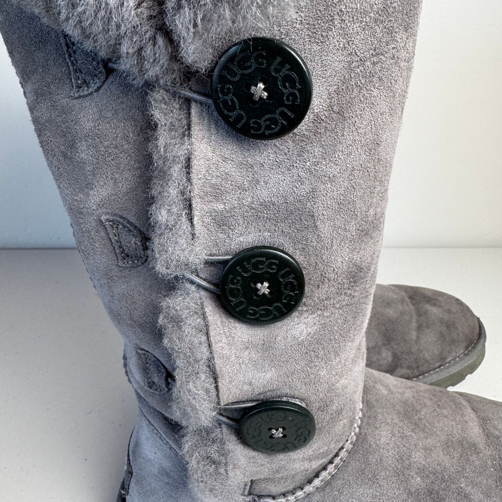 Ugg UGG Bailey Button Triplet Tall Boots Women's Size 8 Grey Size US 8 / IT 38 - 6 Thumbnail