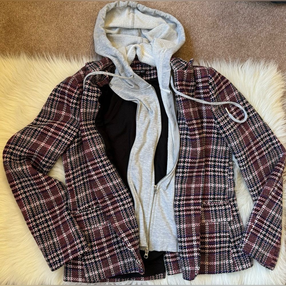 Central Park West Central Park West Coco Plaid Blazer in Red Plaid Removable Size M / US 6-8 / IT 42-44 - 5 Thumbnail
