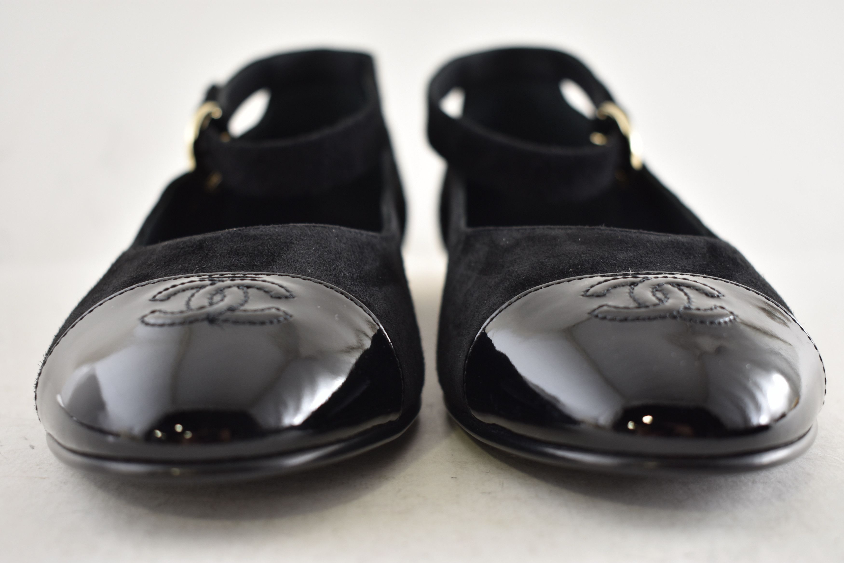 Chanel 24K Patent CC Mary Jane Ankle Strap Ballerina Ballet Flat 40 Size US 10 / IT 40 - 12 Thumbnail