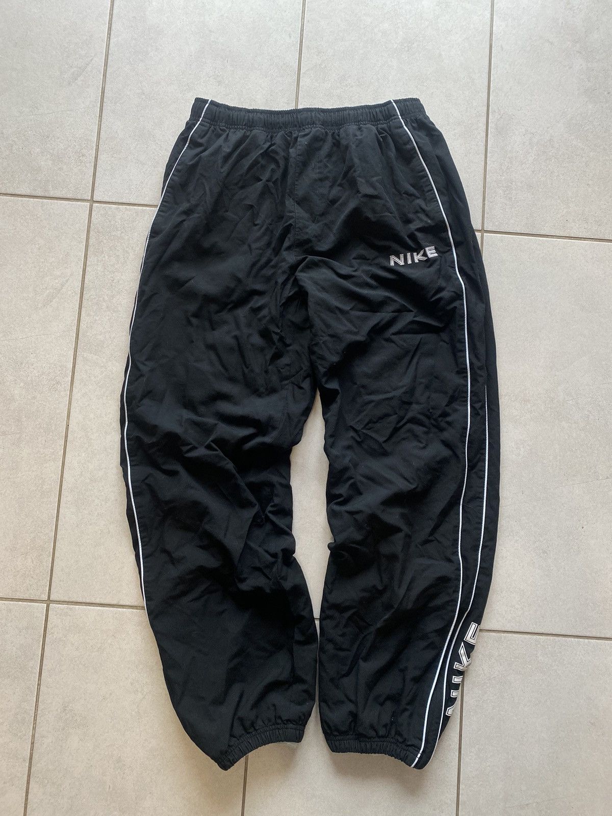 Nike × Vintage Nike Vintage nylon pants Size US 32 / EU 48 - 1 Thumbnail