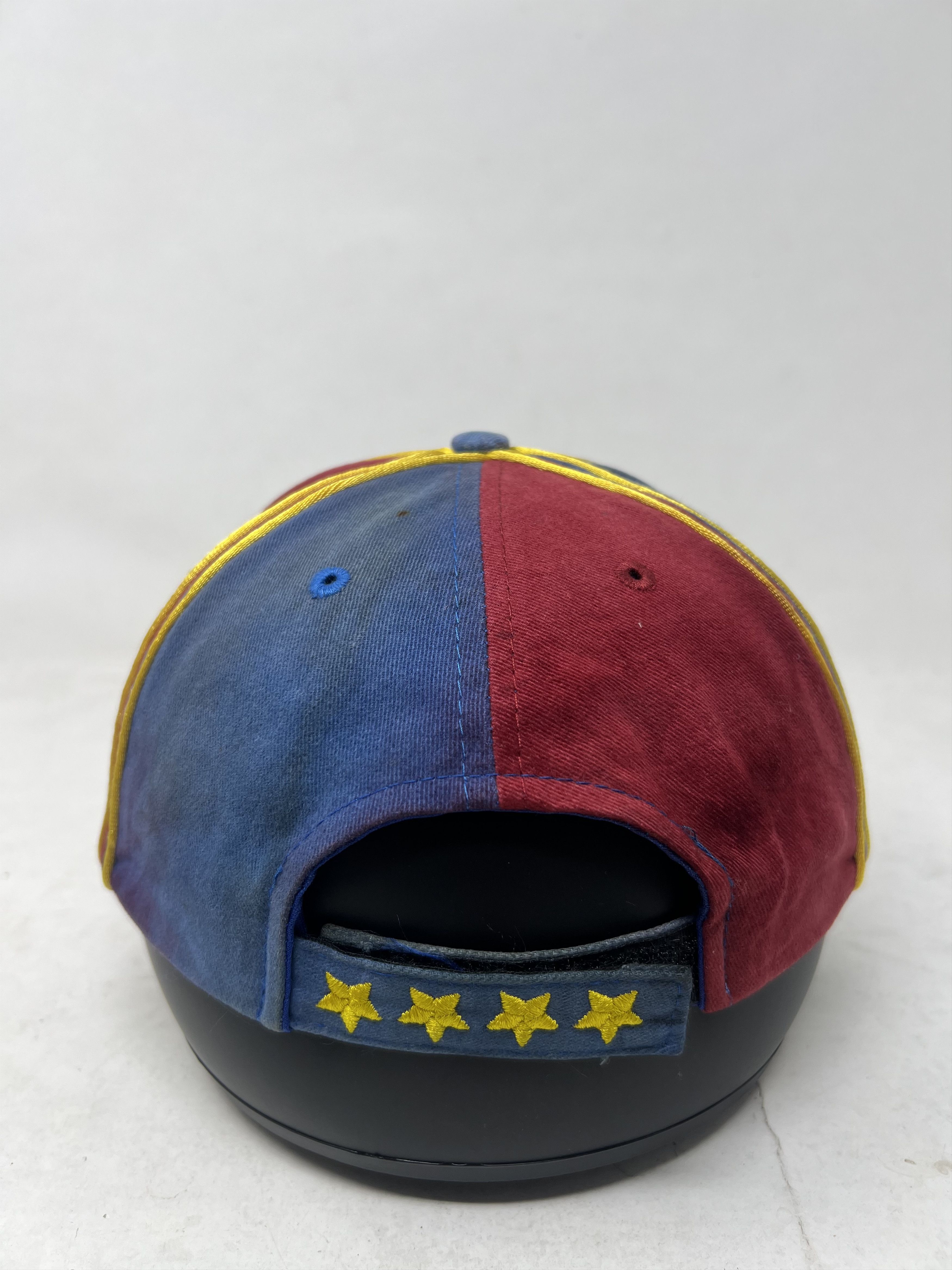 Vintage Vintage FC Barcelona Hat Size ONE SIZE - 3 Thumbnail
