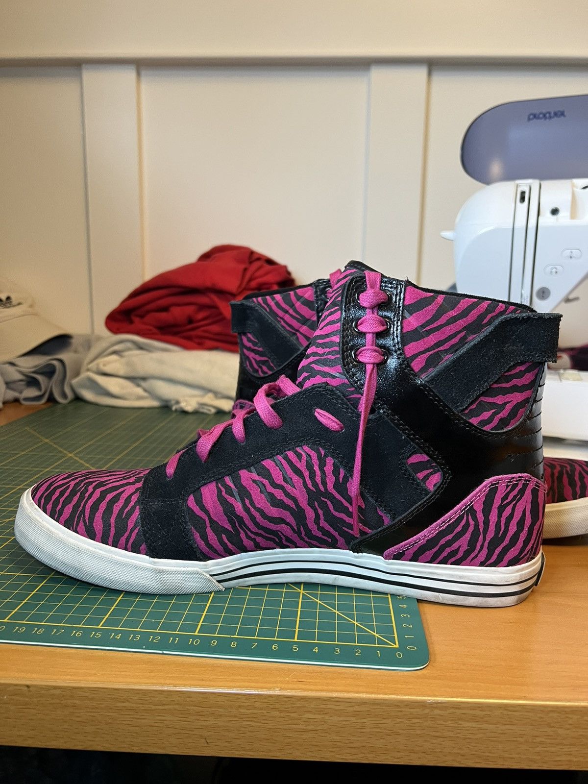 Supra Vintage Supra Muska Skytop Black Magenta Zebra Striped shoes Size US 13 / EU 46 - 23 Thumbnail