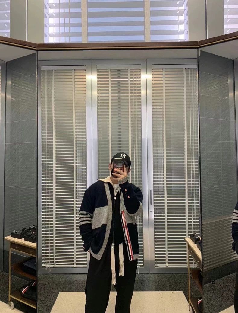 Thom Browne Thom Browne Dark blue gray cardigan coat Size US S / EU 44-46 / 1 - 6 Thumbnail