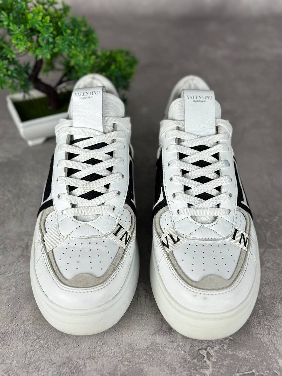 Valentino Valentino Garavani Leather Sneakers Size US 9 / IT 39 - 6 Thumbnail