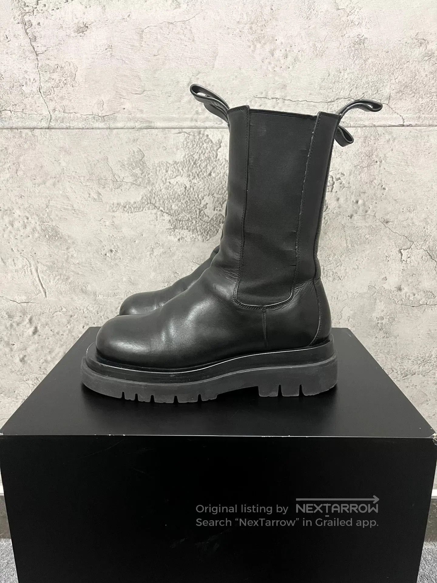 Bottega Veneta Bottega Veneta Lug Sole Chelsea Boots. Size US 7 / IT 37 - 4 Thumbnail