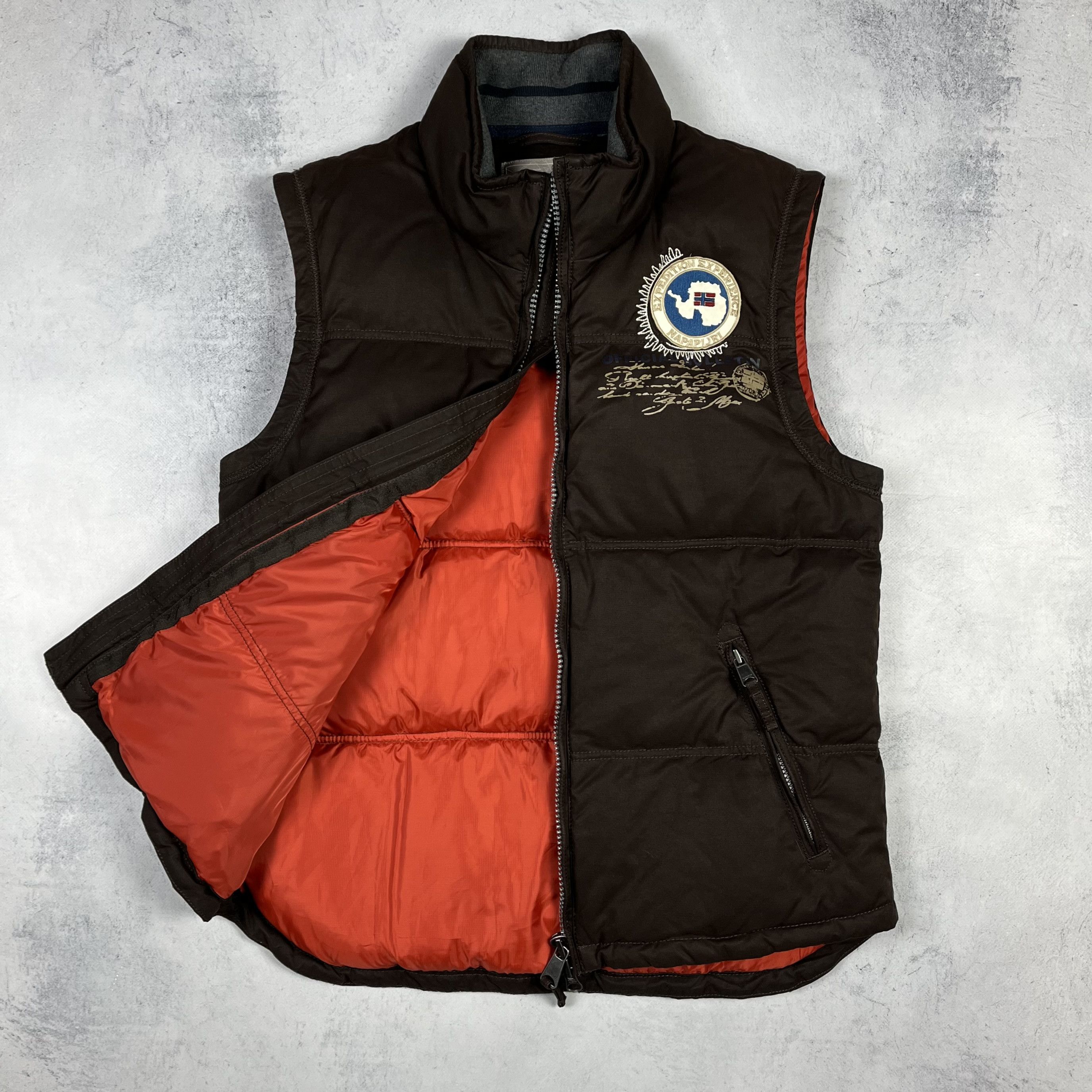 Napapijri Vintage Napapijri Brown Full Zip Down Gilet Jacket Size US M / EU 48-50 / 2 - 21 Thumbnail