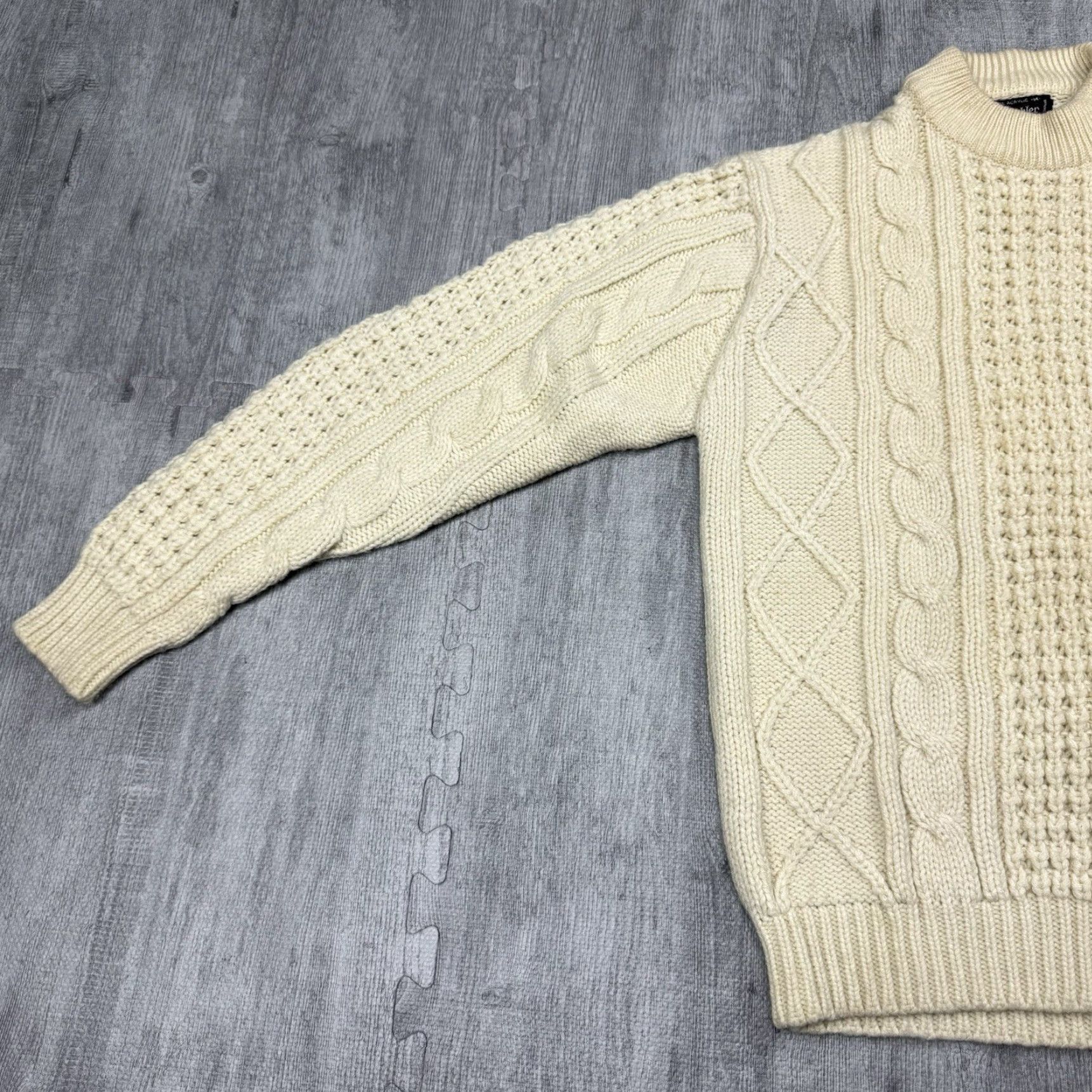 Vintage Vintage 60s Parkley Men’s Ivory Cable Knit Mock Neck Sweater Long Sleeve Pullover Classic Fit Fall Winter Men’s Fashion Size US M / EU 48-50 / 2 - 4 Thumbnail