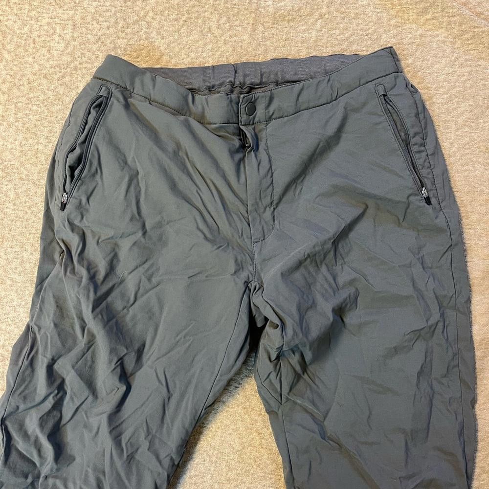 Designer Uni Qlo army green pants with fleece inside medium Size 32" / US 10 / IT 46 - 3 Thumbnail