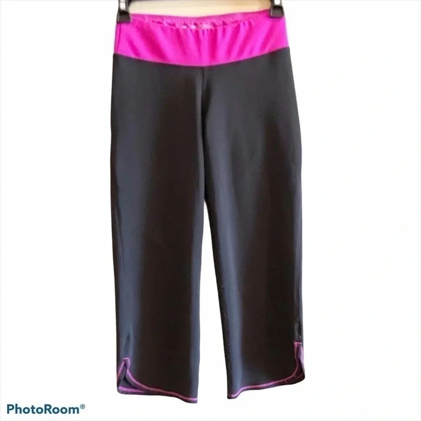 New Balance New Balance Dry Athletic Crop Capri Leggings XS Size 24" / US 00 / IT 34 - 1 Thumbnail