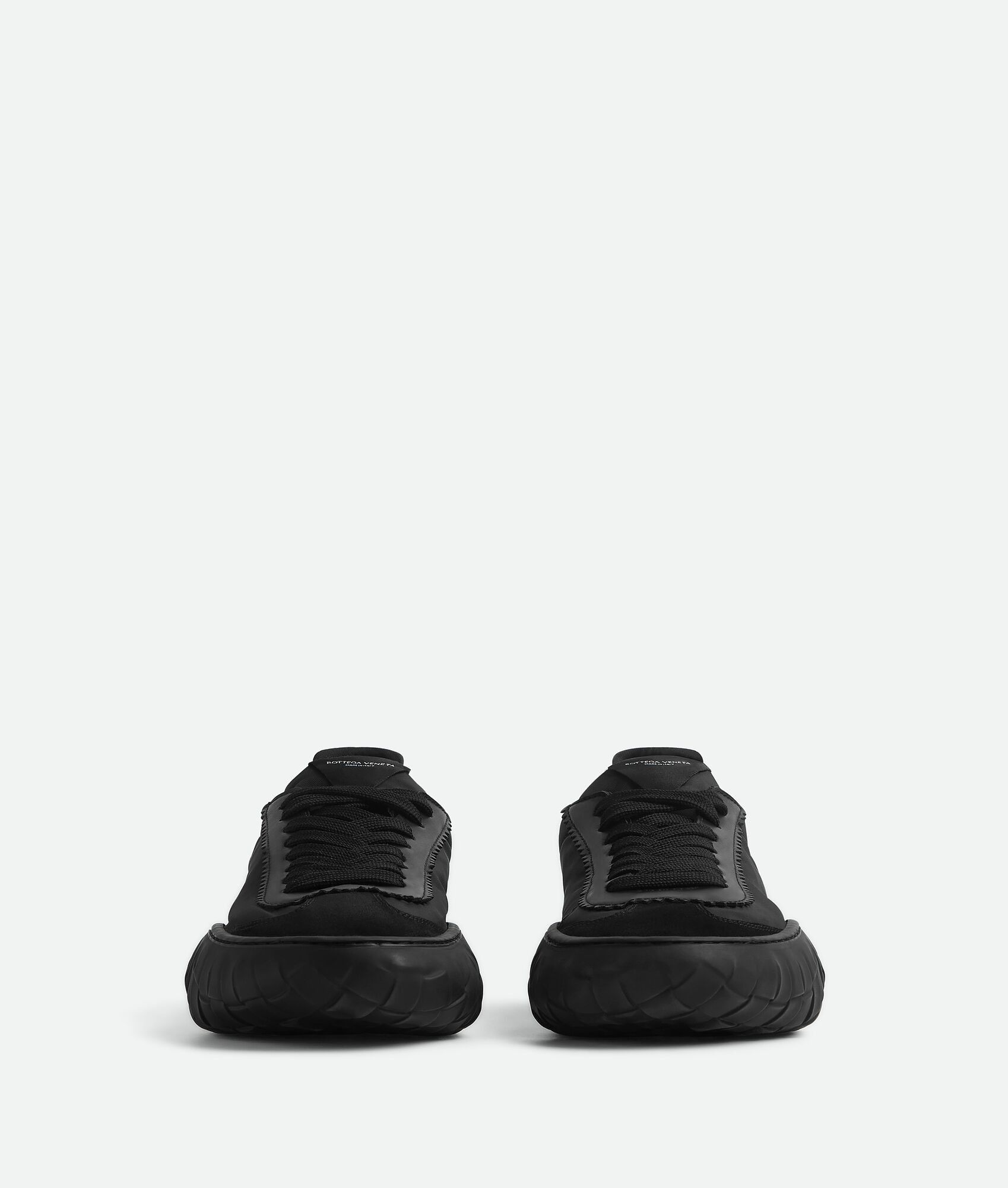 Bottega Veneta o1bcso1str0725 Explora Sneakers in Black Size US 7 / EU 40 - 2 Thumbnail