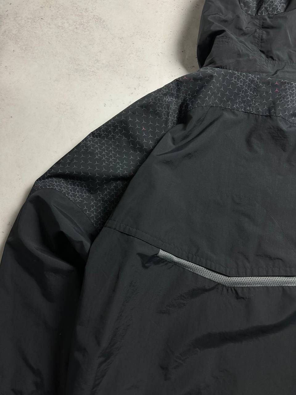 Vintage Vintage Nike Air Nylon Windstopper Jacket Y2K Swoosh XL Size US XL / EU 56 / 4 - 6 Thumbnail