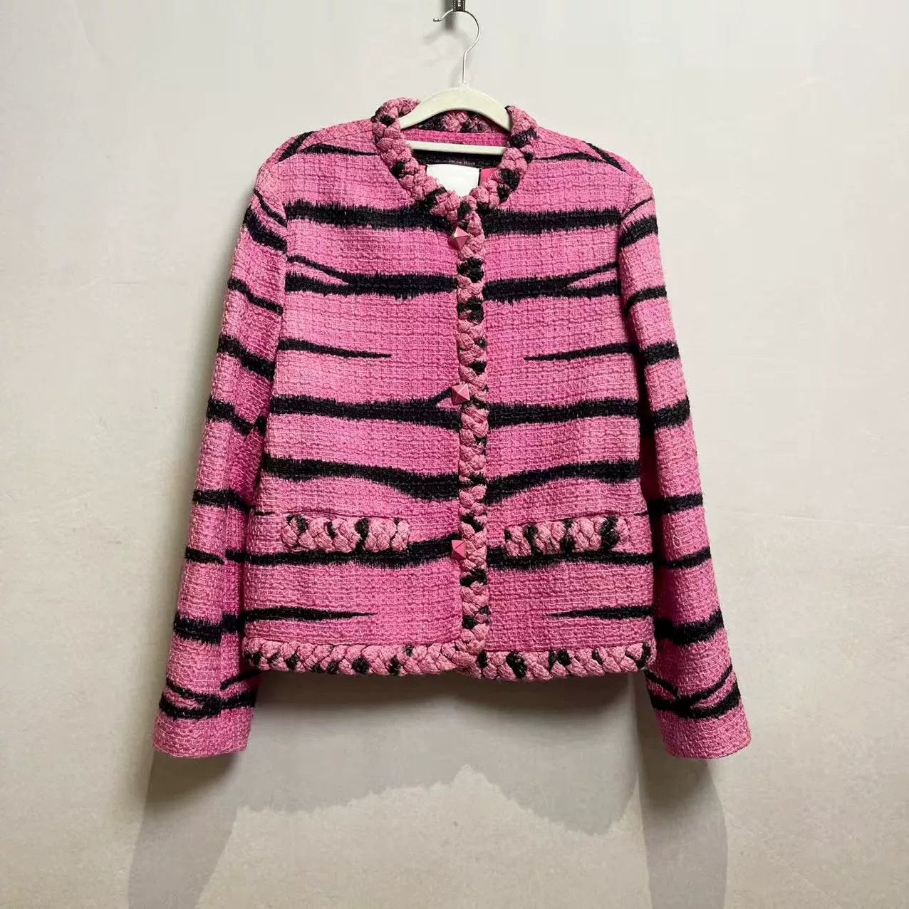Valentino Valentino 2022 Pink Tiger Stripe Jacket Size XS / US 0-2 / IT 36-38 - 1 Thumbnail