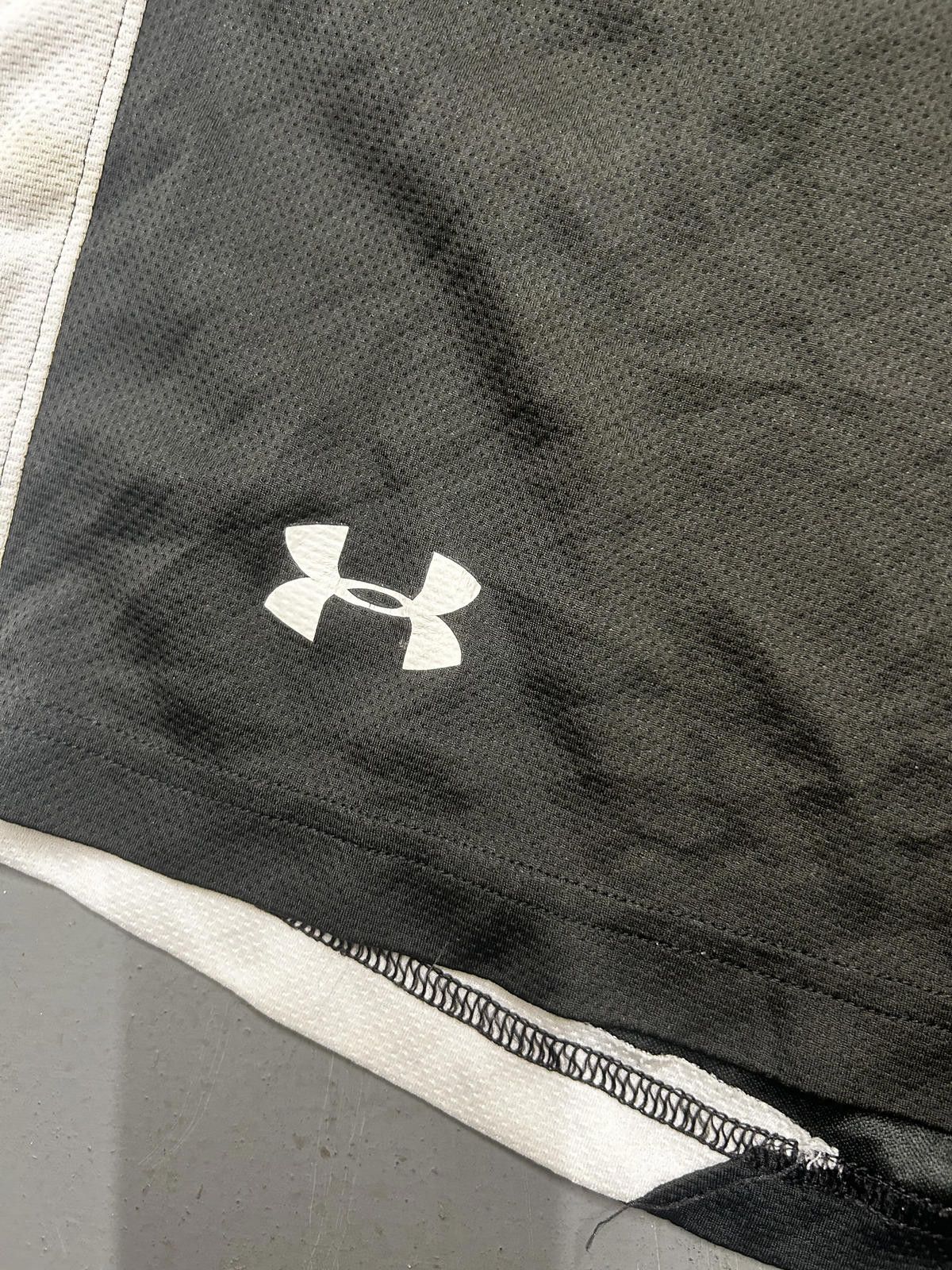 Under Armour Under Armour Black Sports Shorts with White Accents Size US 34 / EU 50 - 2 Thumbnail