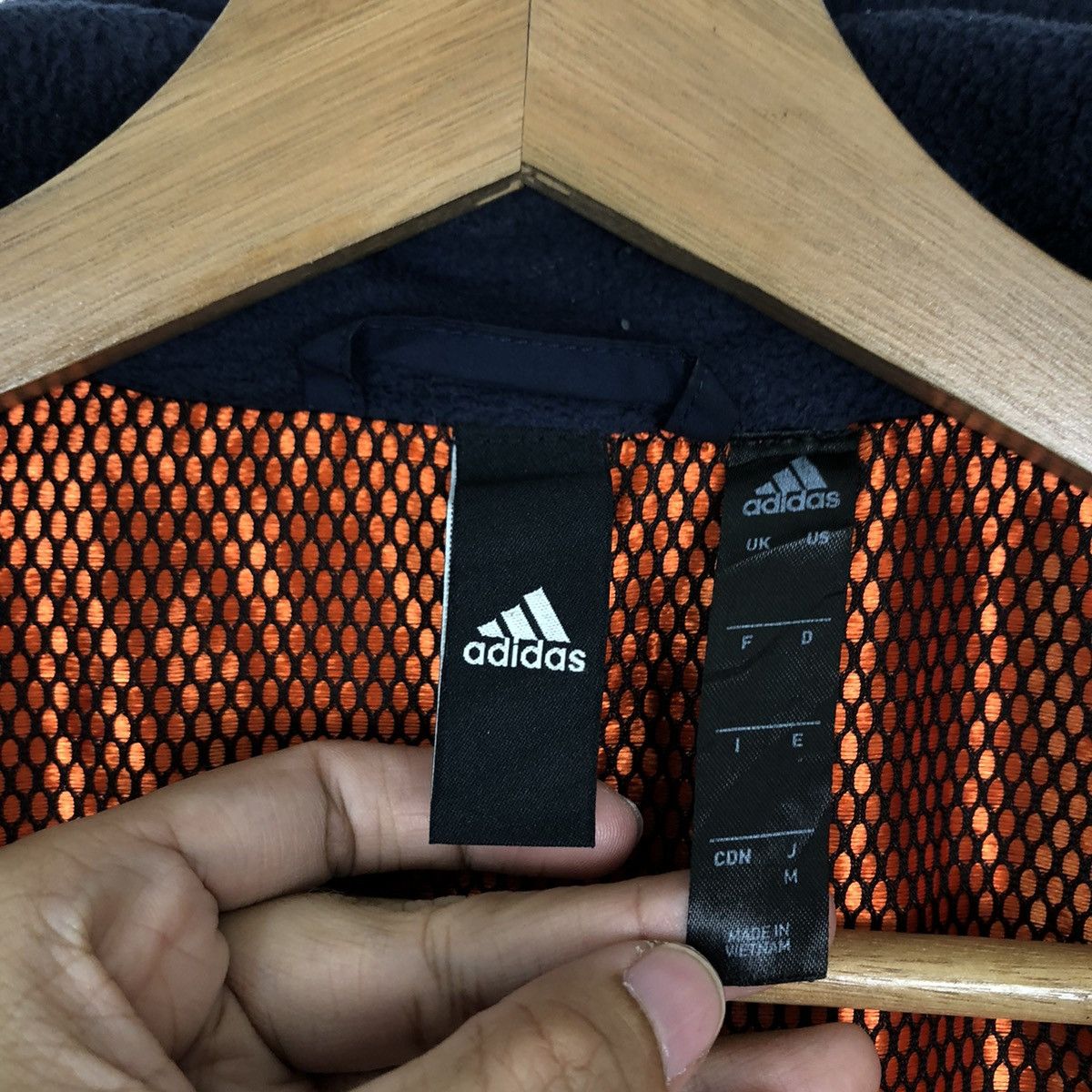 Adidas 🔥VINTAGE STRIPED ADIDAS JACKET WATERPROOF Size US M / EU 48-50 / 2 - 15 Thumbnail
