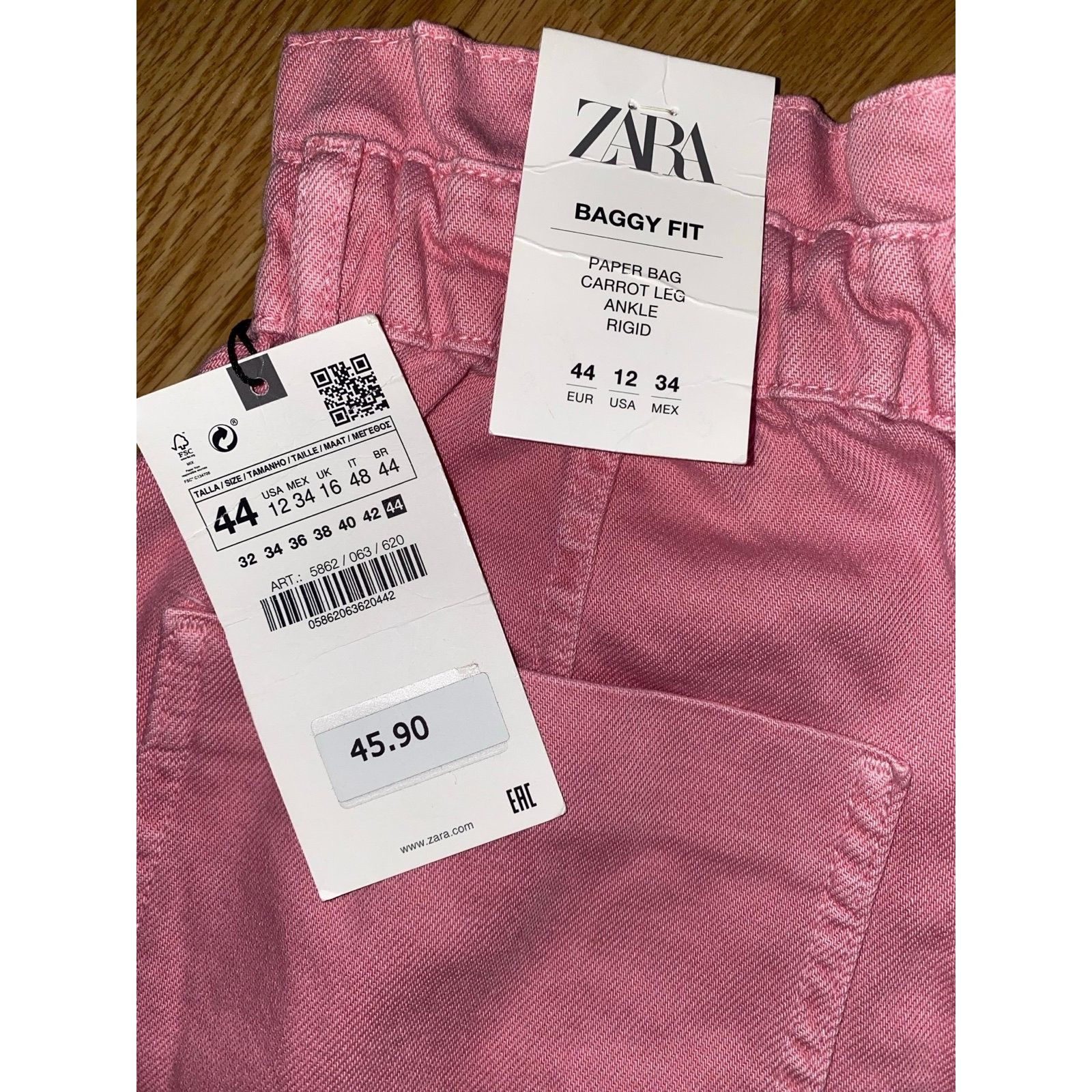Zara Zara PAPER BAGCARROT LEGANKLE RIGID jean size 12 new Size 26" / US 2 / IT 38 - 5 Thumbnail
