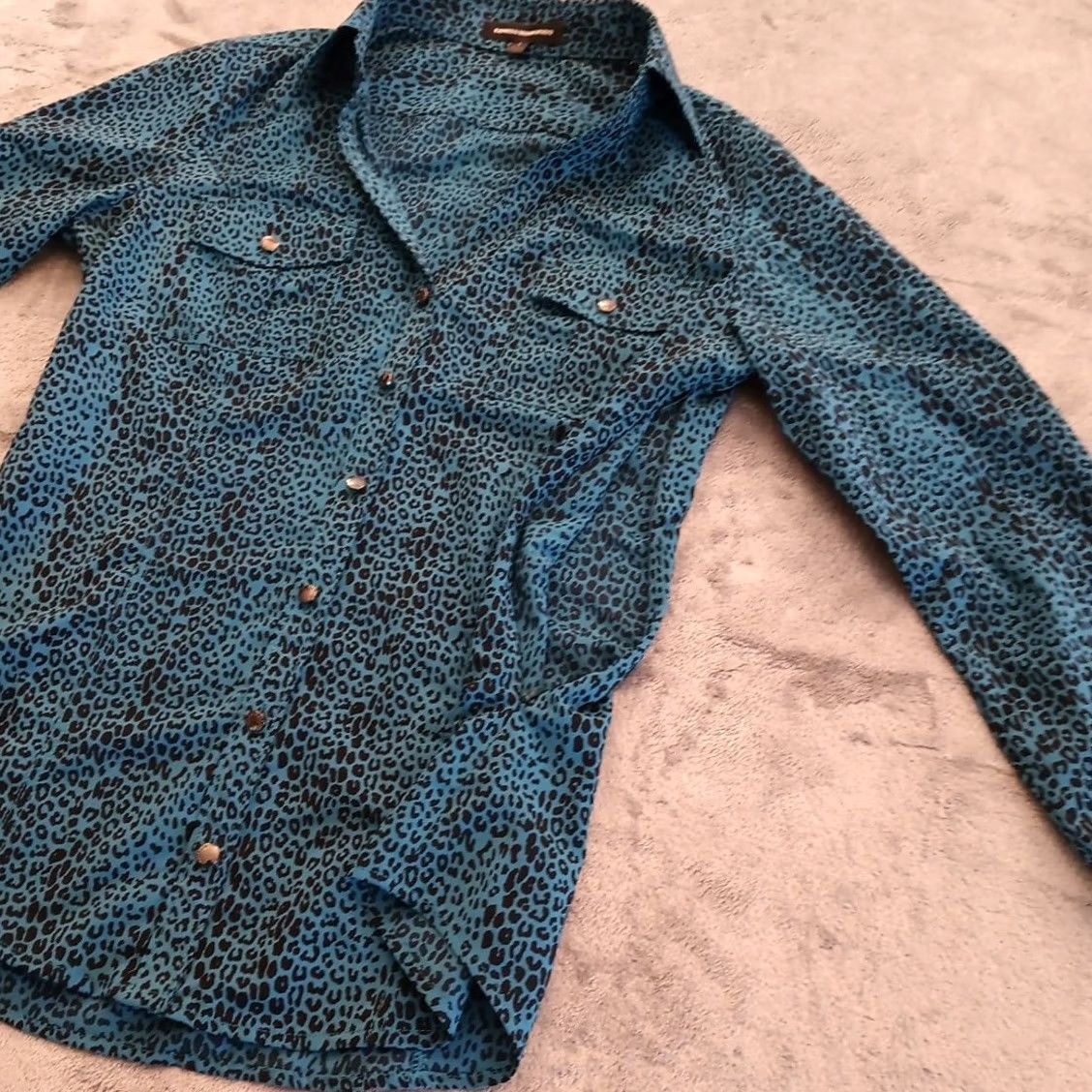 Express Express Pullover Shirt Womens Small Blue Animal Print Roll Tab Long Sleeve Size S / US 4 / IT 40 - 4 Thumbnail