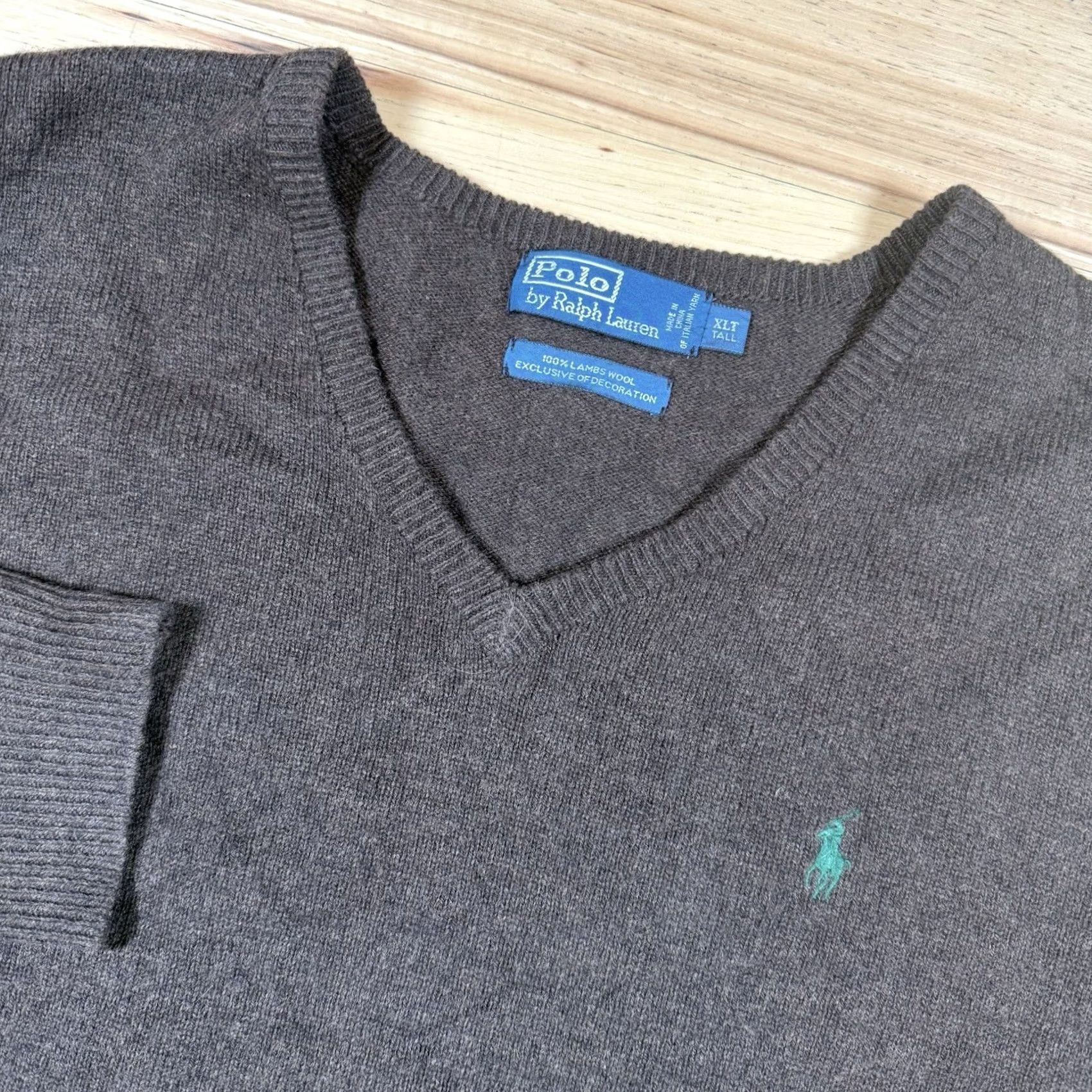 Ralph Lauren VINTAGE Ralph Lauren Sweater Mens XL Lambswool Brown V Neck Crew Neck Pullover Knit Italy 90s Mens Size US XL / EU 56 / 4 - 3 Thumbnail