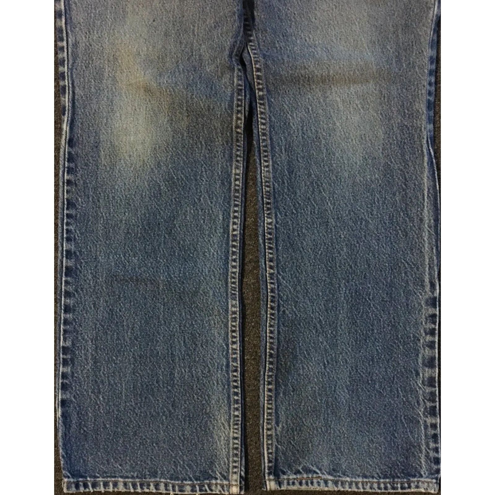 Levi's VINTAGE Levi's 517 Jeans Mens Bootcut 36 Blue Denim Distressed USA 80s 90s Grunge Western Rockabilly Biker Cowboy Regular Inseam 30 Size US 36 / EU 52 - 6 Thumbnail